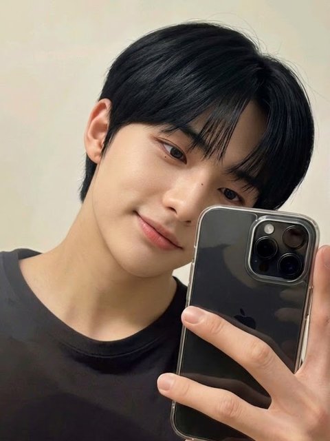 거울셀카 컷