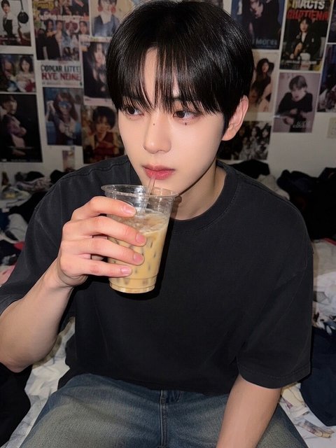 방 컷